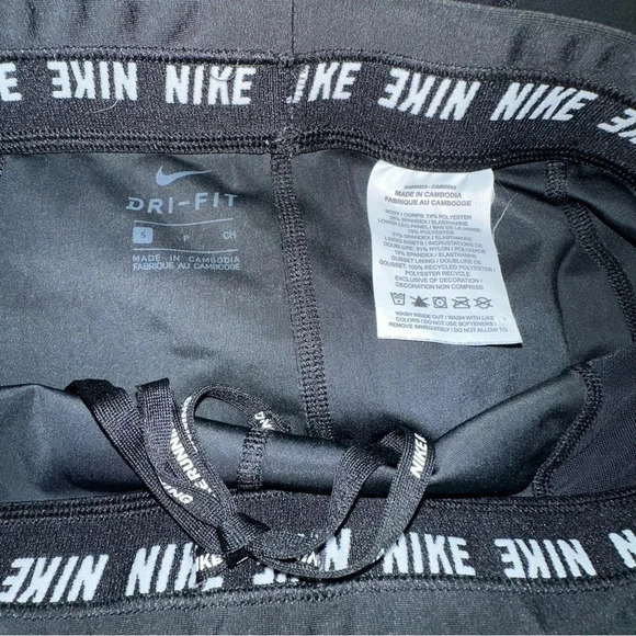 Nike Dri-Fit‎ S black athletic running leggings - Picture 7 of 7